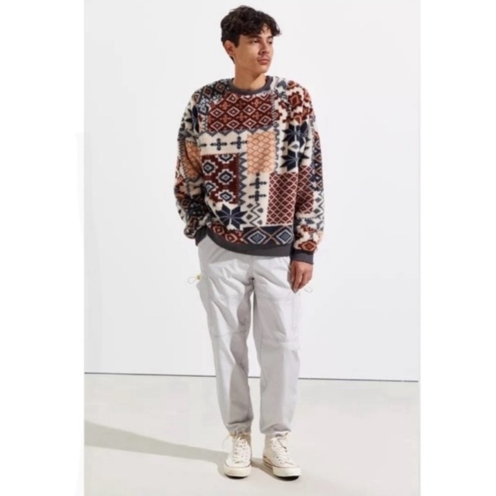 URBAN OUTFITTERS🔹Cozy Sherpa Fair Isle Crewneck Sweatshirt - Picture 14 of 16